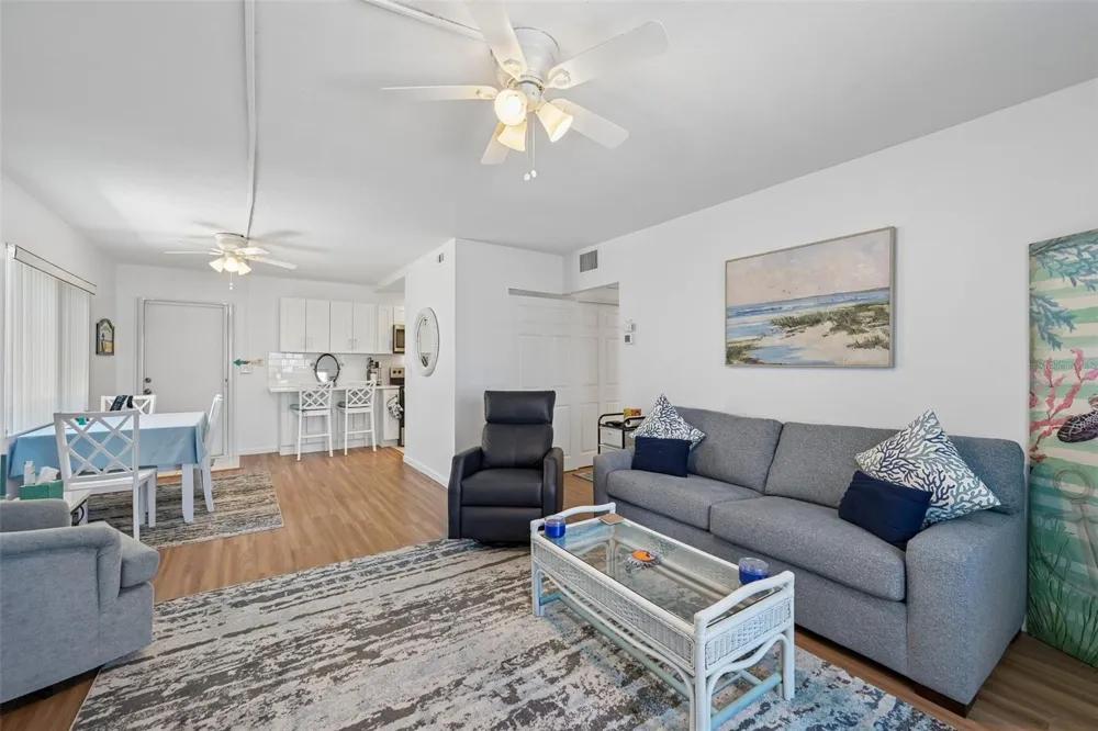 117 7TH STREET #1 Bradenton Beach, FL 34217