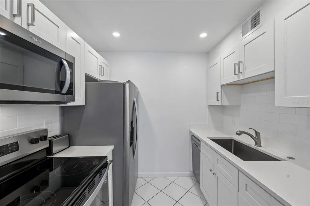 117 7TH STREET #1 Bradenton Beach, FL 34217