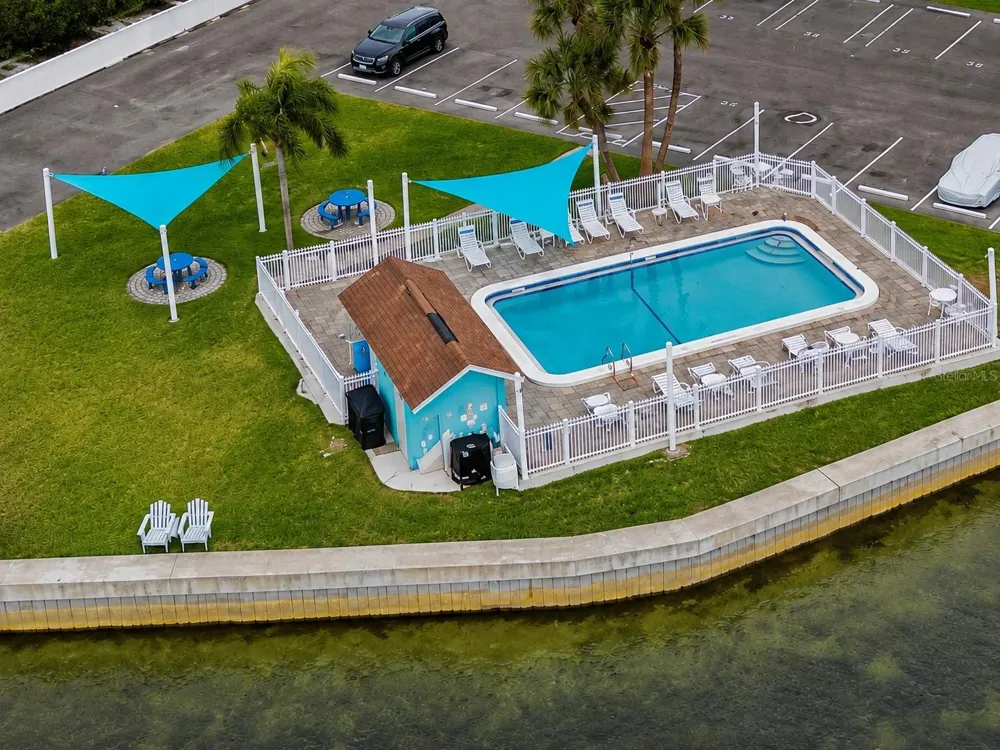 117 7TH STREET #1 Bradenton Beach, FL 34217