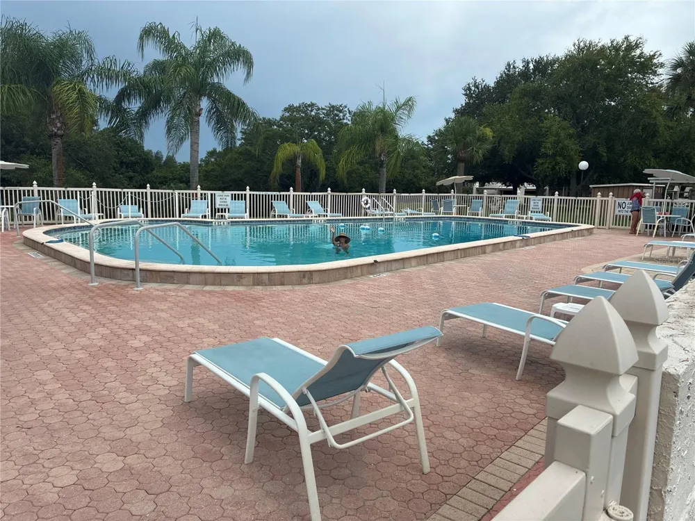 2968 FLINT DRIVE S Clearwater, FL 33759