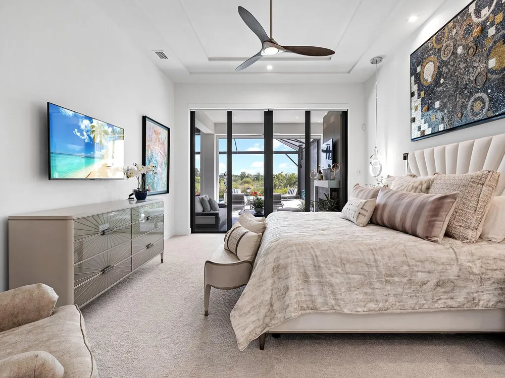 1095 BLUE SHELL LOOP Sarasota, FL 34240