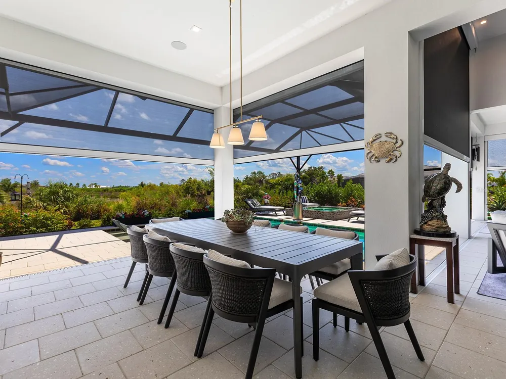 1095 BLUE SHELL LOOP Sarasota, FL 34240