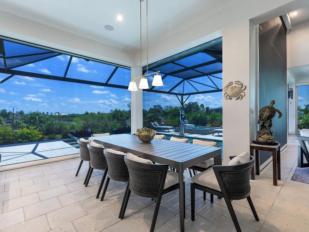 1095 BLUE SHELL LOOP Sarasota, FL 34240