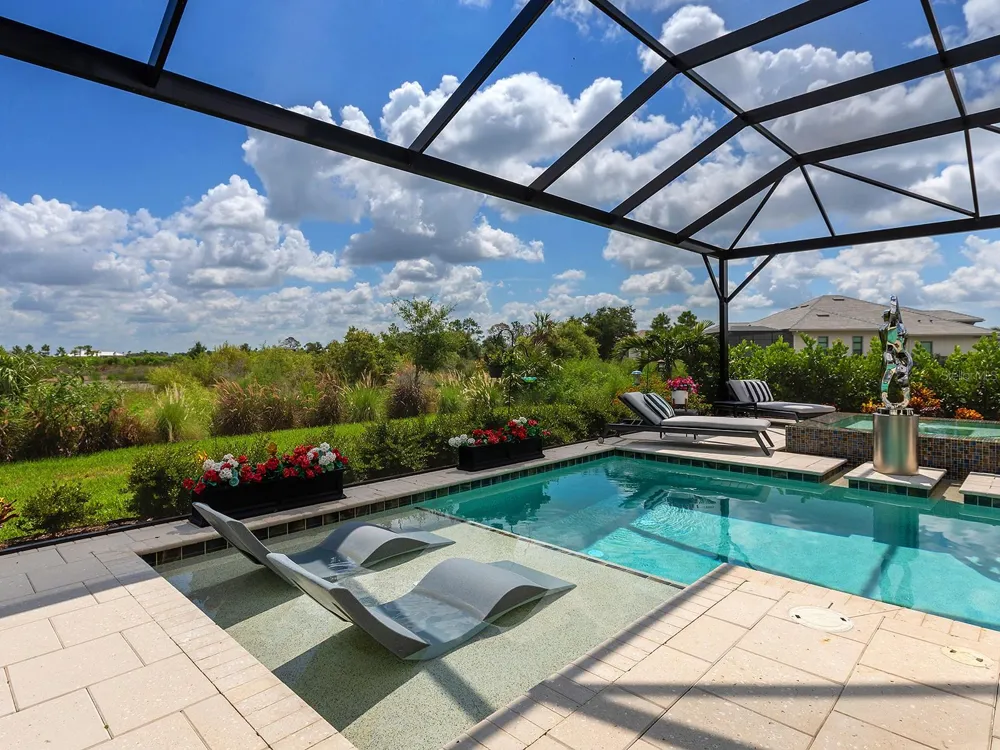 1095 BLUE SHELL LOOP Sarasota, FL 34240