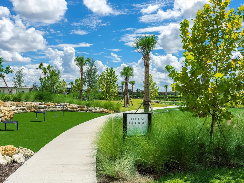 1095 BLUE SHELL LOOP Sarasota, FL 34240