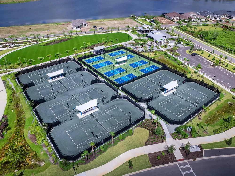 1095 BLUE SHELL LOOP Sarasota, FL 34240