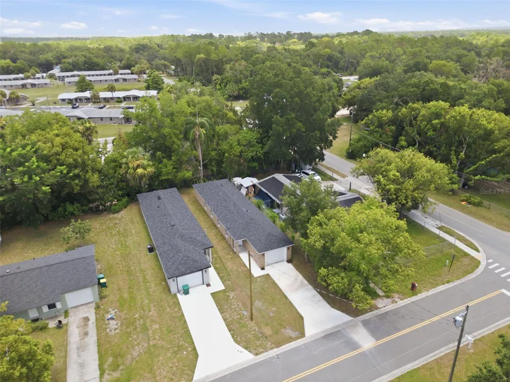 2107 SUANEE AVENUE #200 Eustis, FL 32726