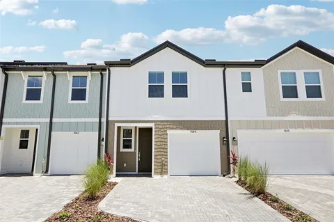 7558 DEER VALLEY CIRCLE