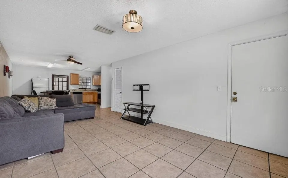 912 ROYAL OAK COURT Holly Hill, FL 32117