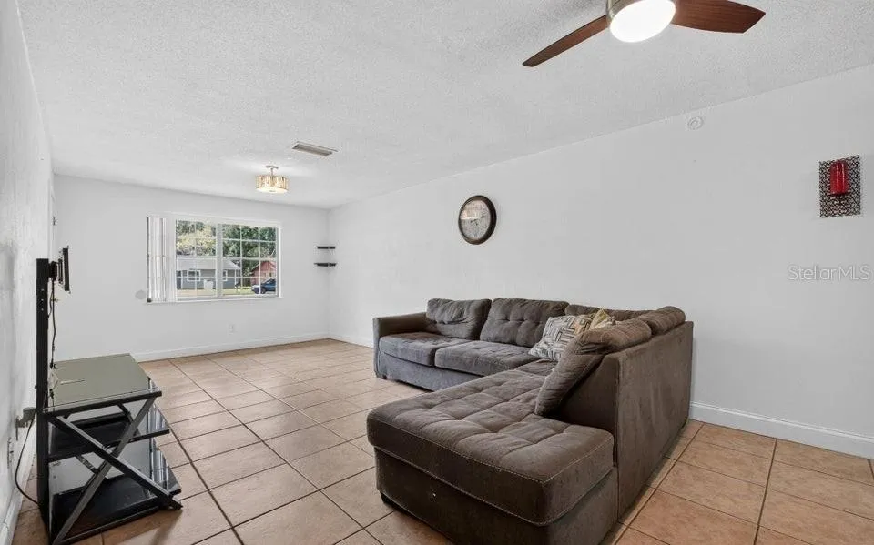 912 ROYAL OAK COURT Holly Hill, FL 32117