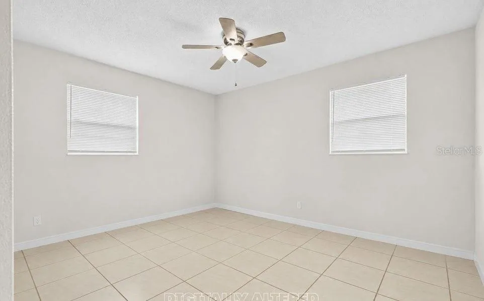912 ROYAL OAK COURT Holly Hill, FL 32117