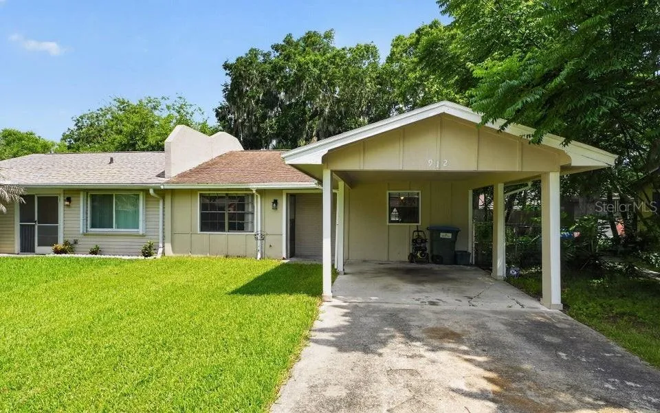 912 ROYAL OAK COURT Holly Hill, FL 32117