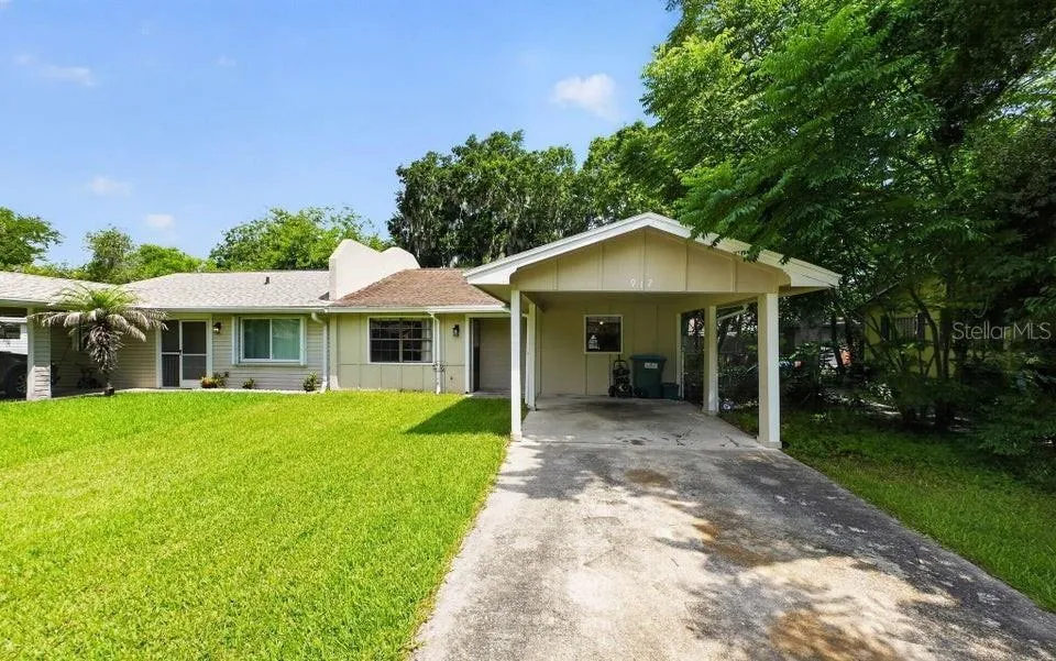 912 ROYAL OAK COURT Holly Hill, FL 32117