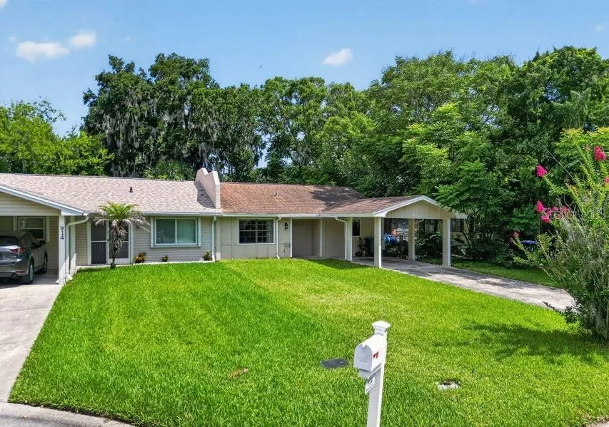 912 ROYAL OAK COURT Holly Hill, FL 32117