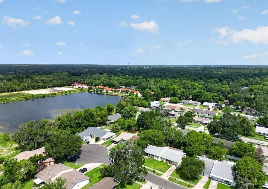 912 ROYAL OAK COURT Holly Hill, FL 32117