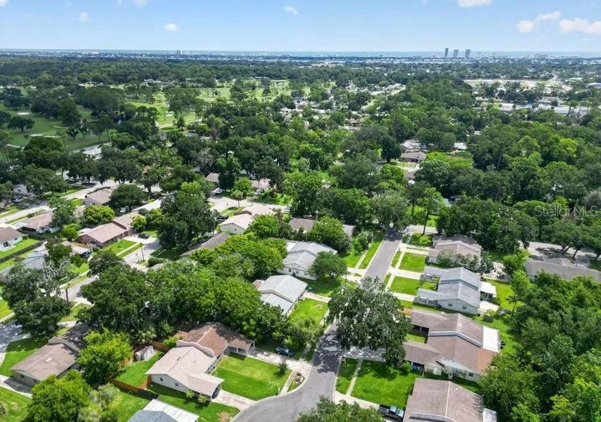 912 ROYAL OAK COURT Holly Hill, FL 32117