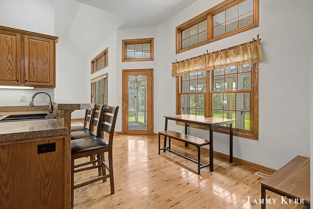 6220 146th Avenue Holland, MI 49423