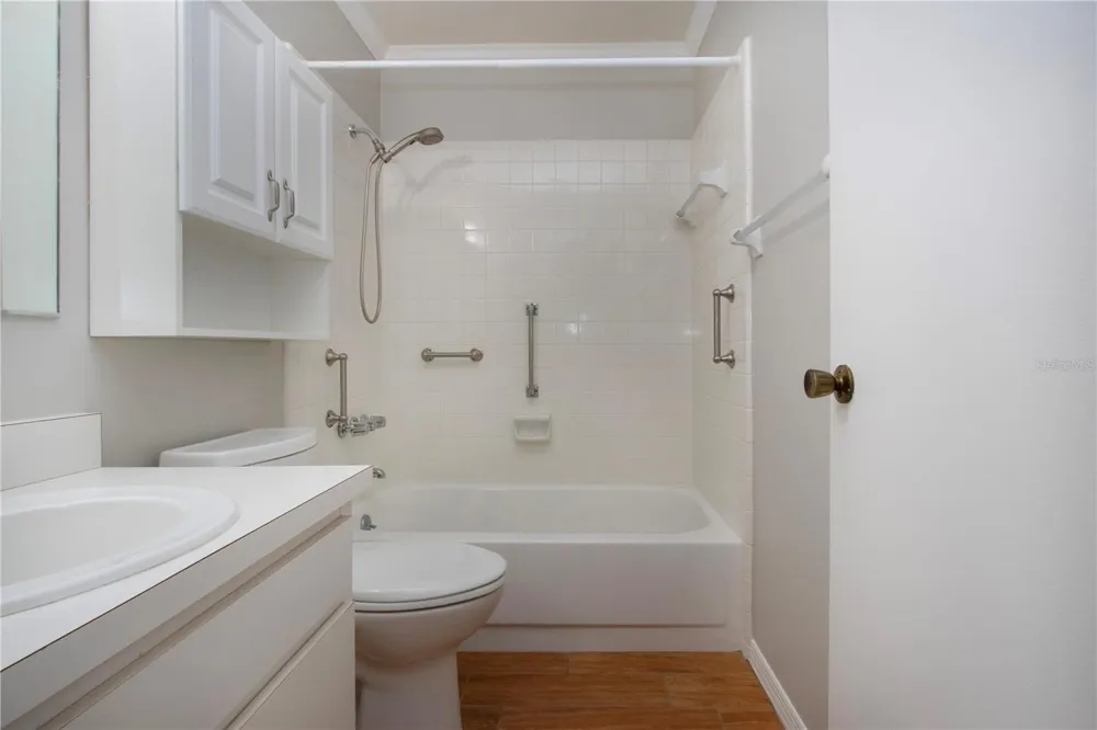 1828 FOXHUNT DRIVE #A Sun City Center, FL 33573