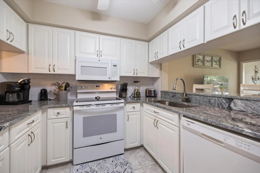 772 BIRD BAY DRIVE #104 Venice, FL 34285
