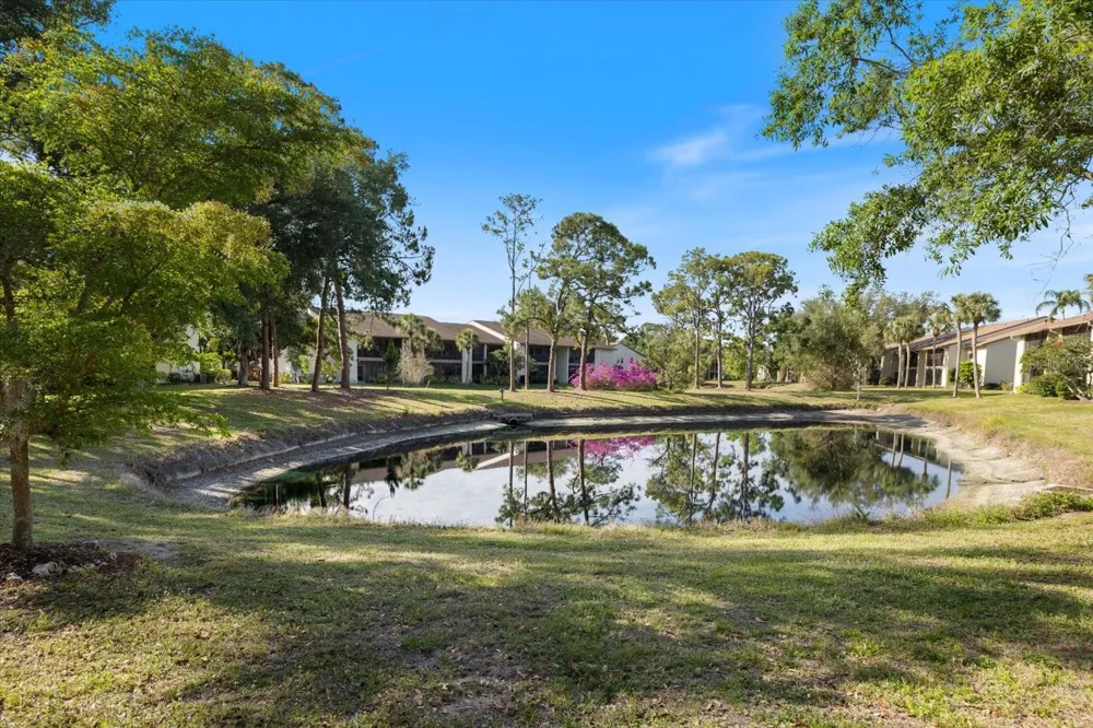 772 BIRD BAY DRIVE #104 Venice, FL 34285