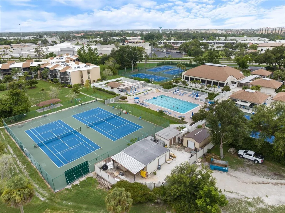 772 BIRD BAY DRIVE #104 Venice, FL 34285