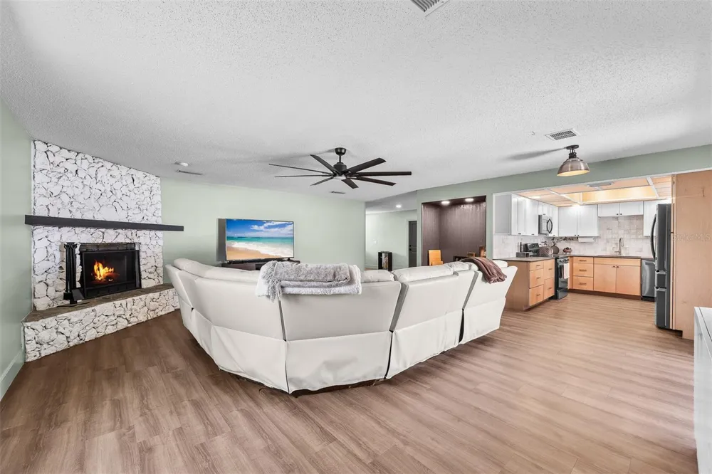 2817 YULE TREE DRIVE Edgewater, FL 32141