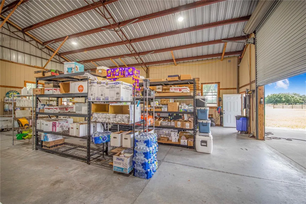 2424 BURNS AVENUE Lake Wales, FL 33898