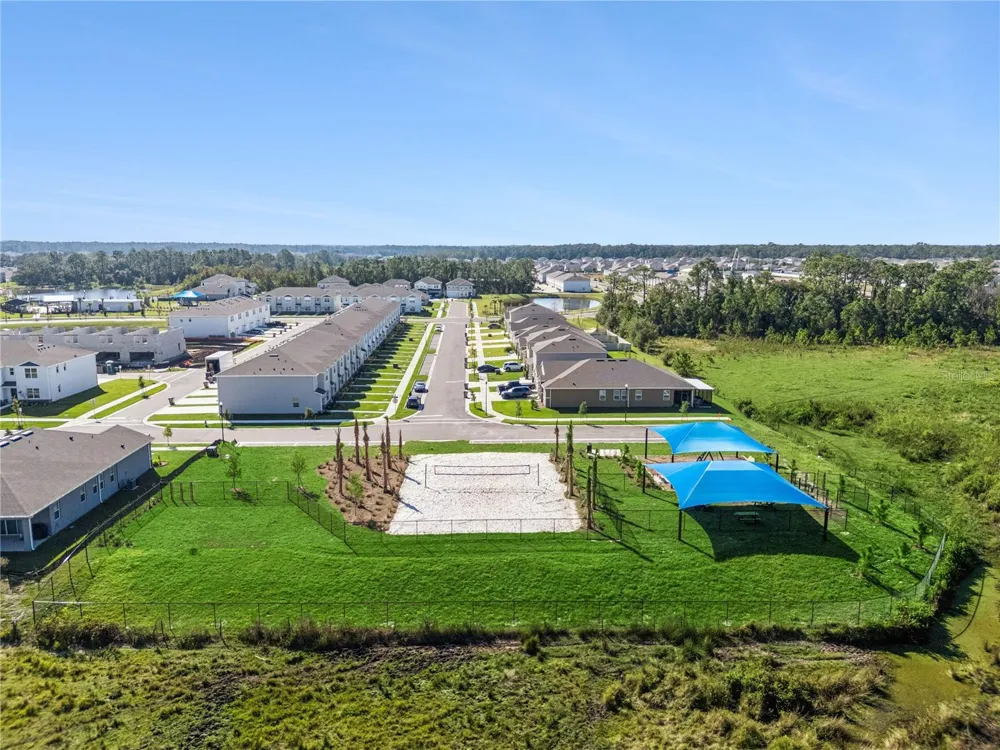 596 PRESTON COVE DRIVE St Cloud, FL 34771