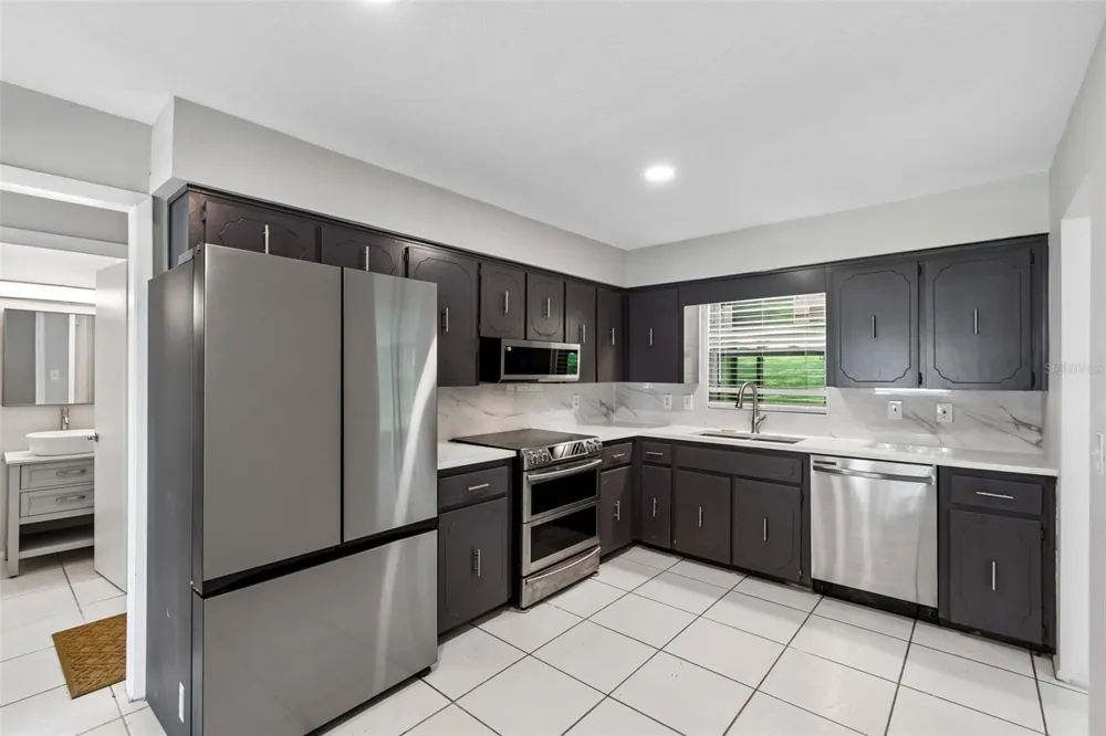 400 E SILVER STAR ROAD Ocoee, FL 34761