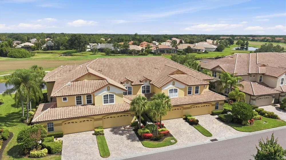 8434 MIRAMAR WAY Lakewood Ranch, FL 34202
