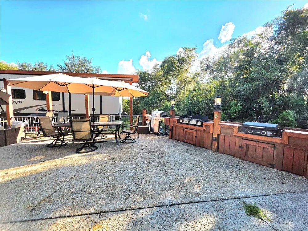 411 LONGHORN DRIVE Lake Wales, FL 33853