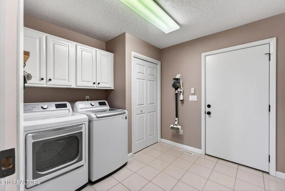 150 Lynhurst Dr Crossville, TN 38558