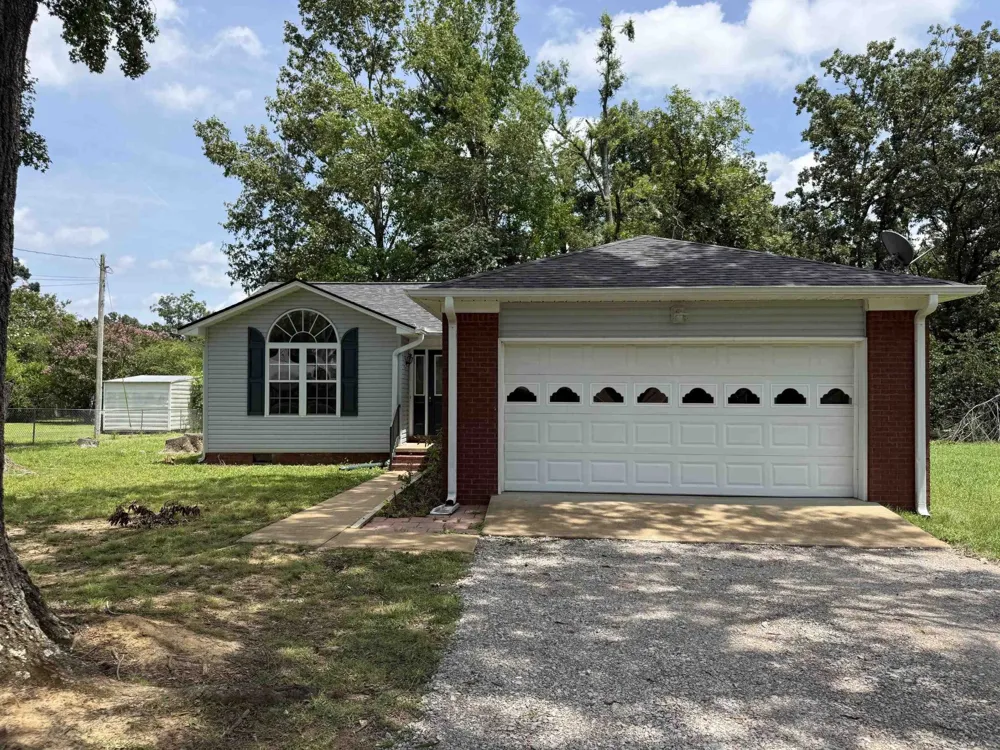 155 WILLOW ST Savannah, TN 38372