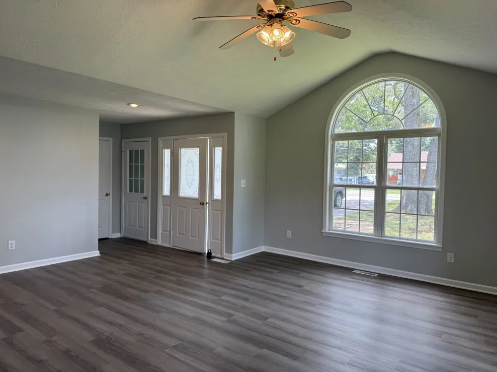 155 WILLOW ST Savannah, TN 38372