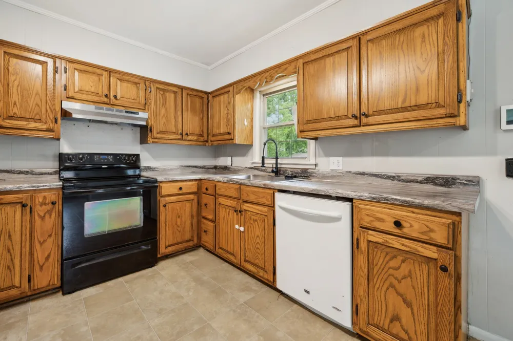 917 Springmont Dr Hopkinsville, KY 42240