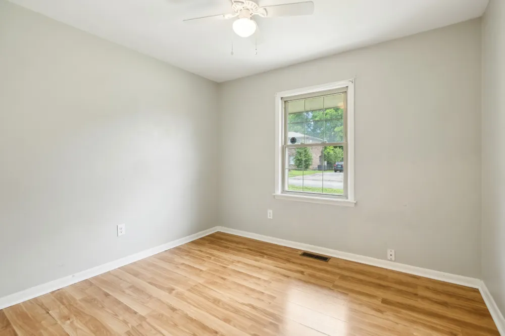 917 Springmont Dr Hopkinsville, KY 42240