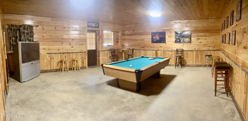 126 Rafter Rd Tellico Plains, TN 37385
