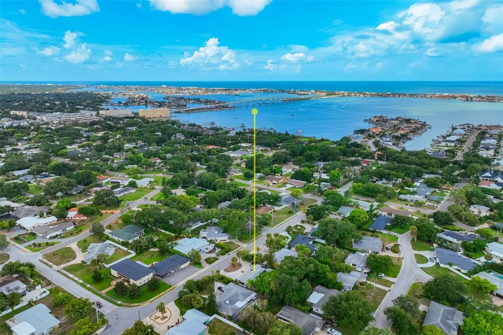 326 MEHLENBACHER ROAD Belleair, FL 33756