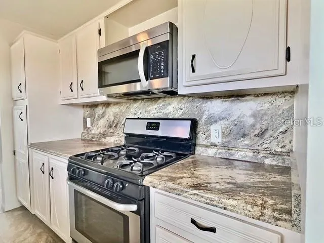 5227 81ST LANE #26 St Petersburg, FL 33709