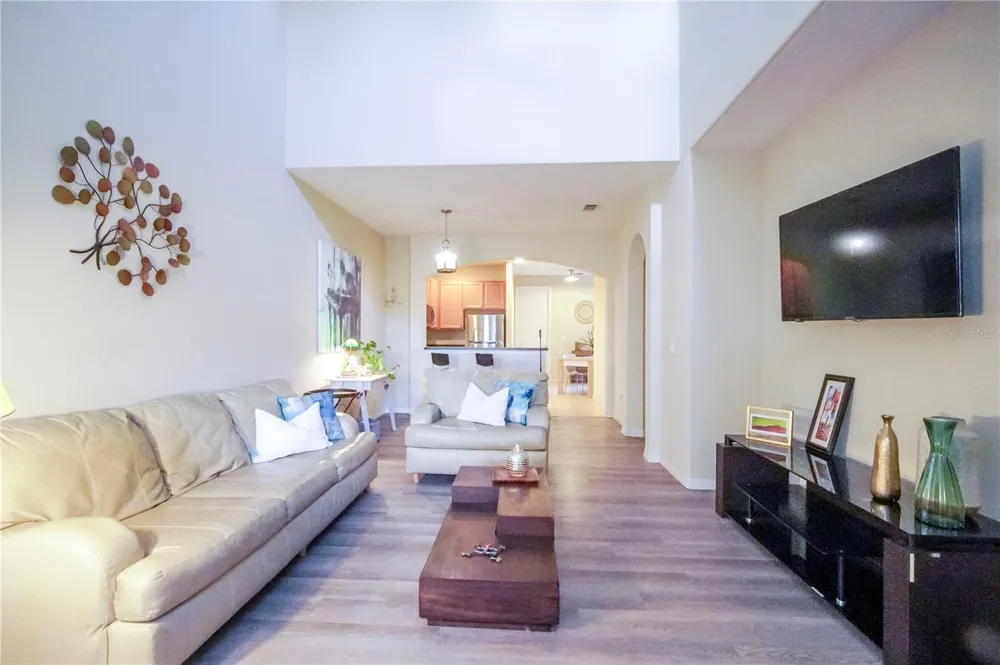 2925 AQUA VIRGO LOOP #25 Orlando, FL 32837