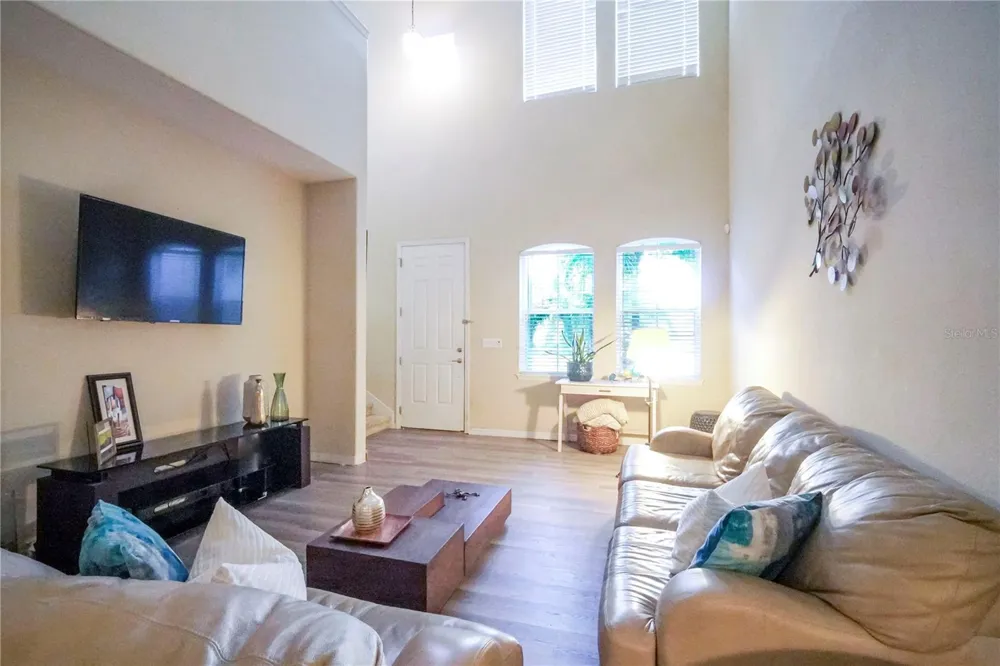 2925 AQUA VIRGO LOOP #25 Orlando, FL 32837