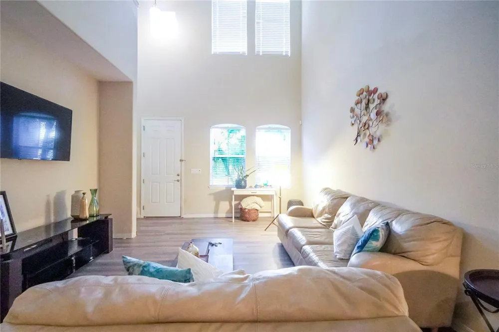 2925 AQUA VIRGO LOOP #25 Orlando, FL 32837
