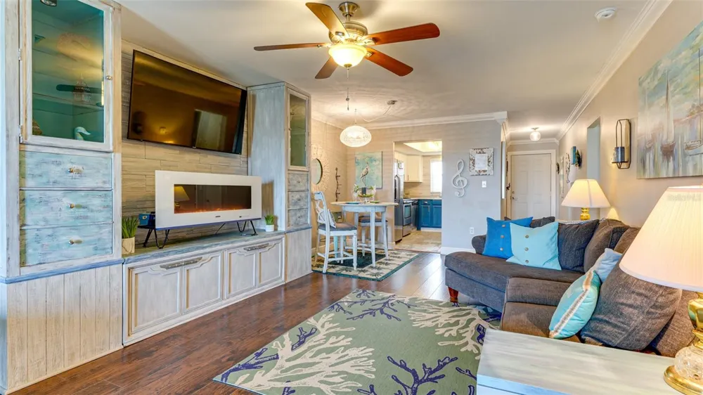 3276 LAKE BAYSHORE DRIVE #O-517 Bradenton, FL 34205