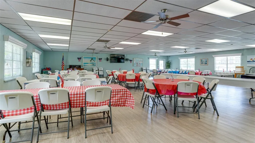 3276 LAKE BAYSHORE DRIVE #O-517 Bradenton, FL 34205