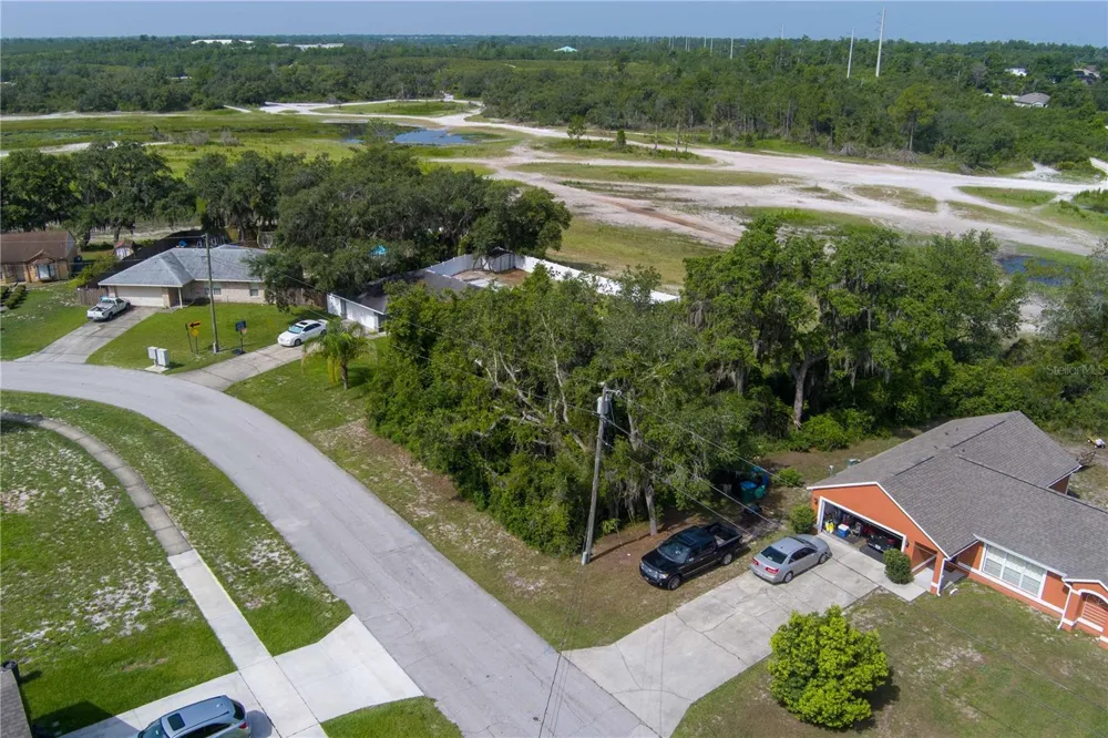 2599 HILLVIEW CIRCLE Deltona, FL 32725
