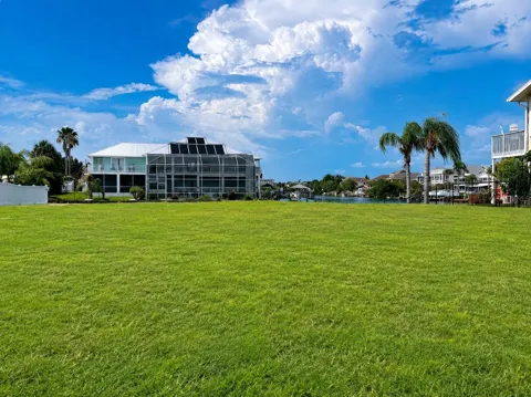 3511 AMBERJACK DRIVE