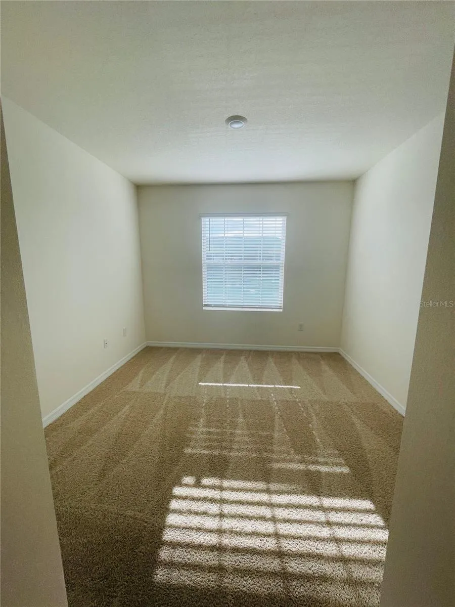 1371 ISLETA LOOP Kissimmee, FL 34741