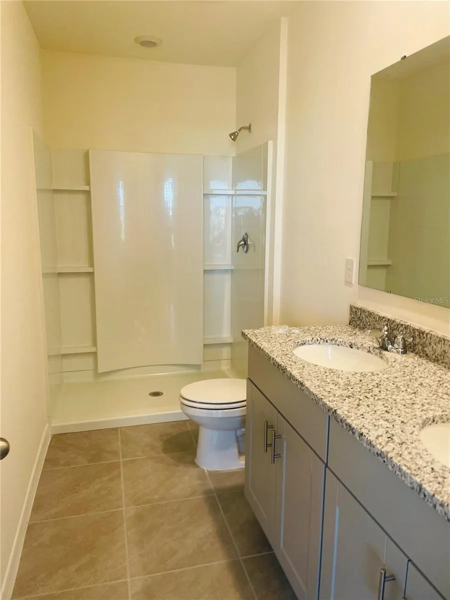 1371 ISLETA LOOP Kissimmee, FL 34741