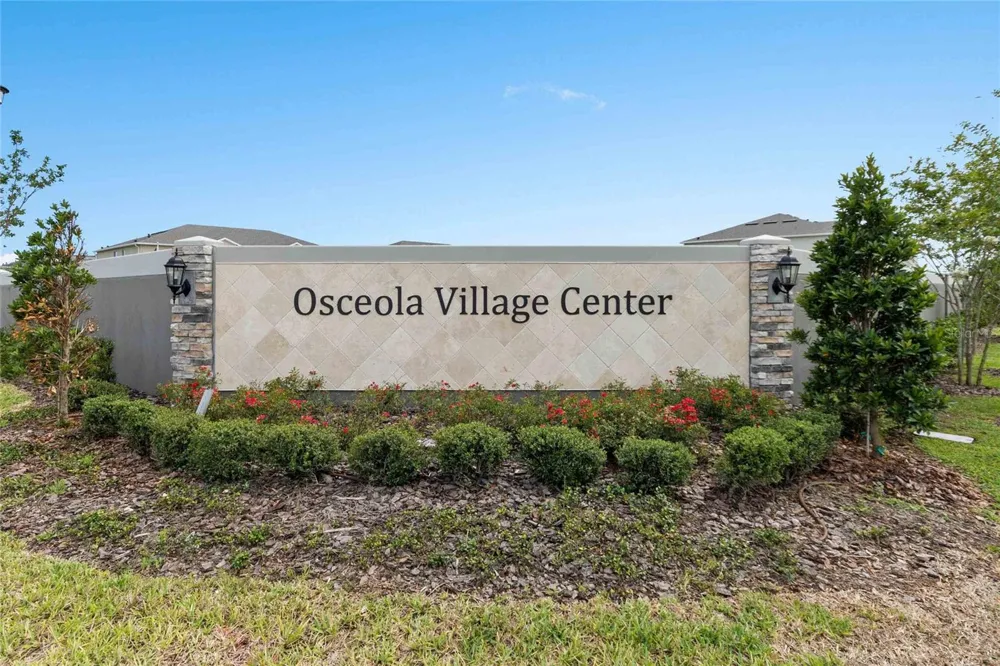 1371 ISLETA LOOP Kissimmee, FL 34741