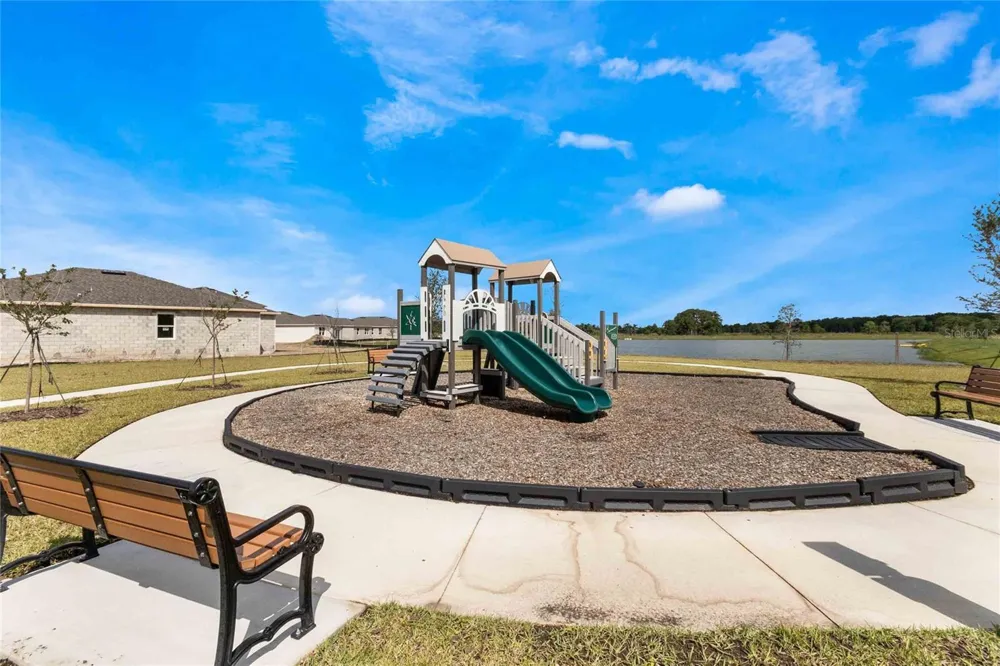 1371 ISLETA LOOP Kissimmee, FL 34741